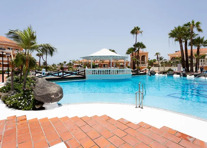 Las Americas Royal Apartment *